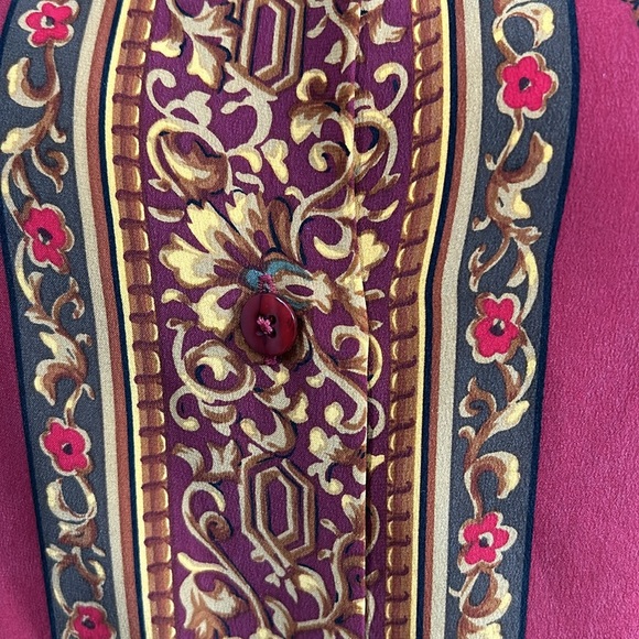 Vintage red silk elastic band waist collared button down gold print shirt sz M - Picture 12 of 17